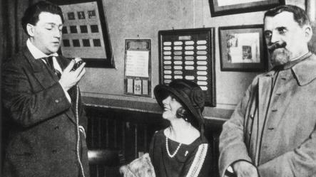 Les débuts de la radio : Sacha Guitry Yvonne Printemps et le général Ferrié