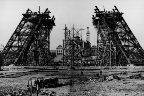 Construction tour Eiffel 1