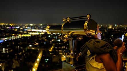 La noche en la torre Eiffel