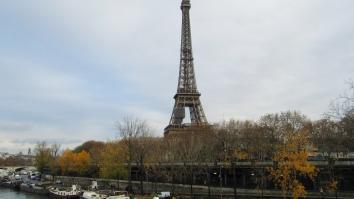 chantiers tests de peinture sur la tour Eiffel