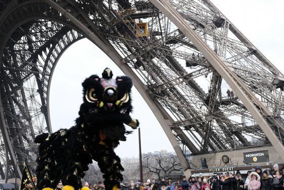 Photo nouvel an chinois à la tour Eiffel