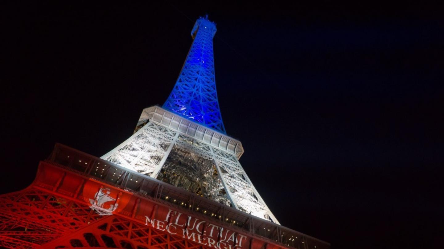 Diaporama de la tour Eiffel éclairée