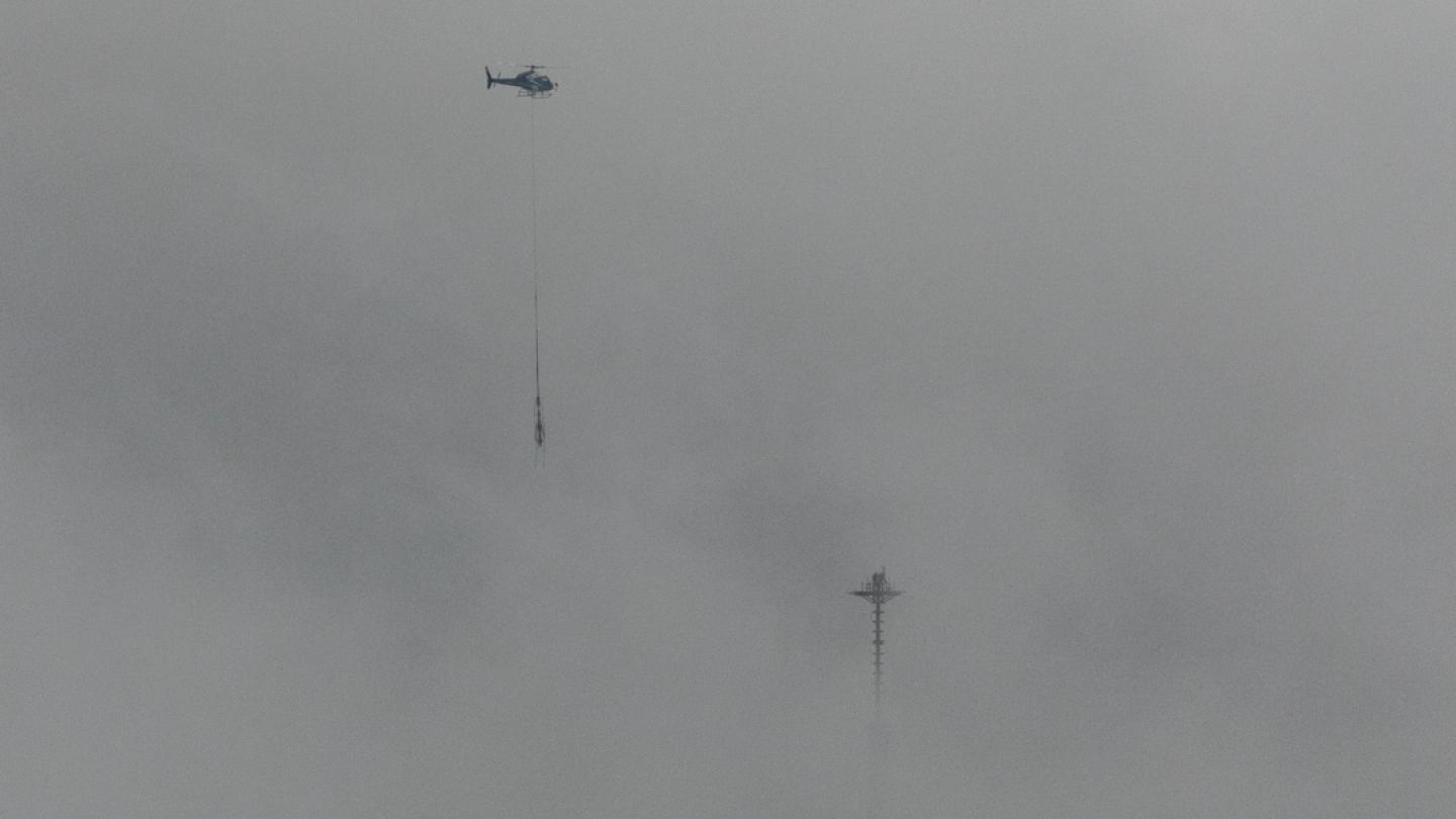 Pose de l'antenne TDF