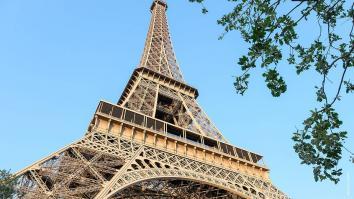 La Torre Eiffel desde los jardines 