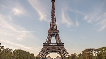 tour_eiffel_champs_mars