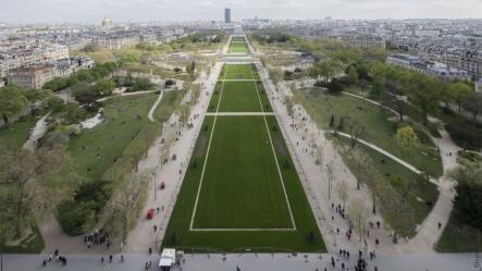 vue-paris-1er-etage-tour-eiffel